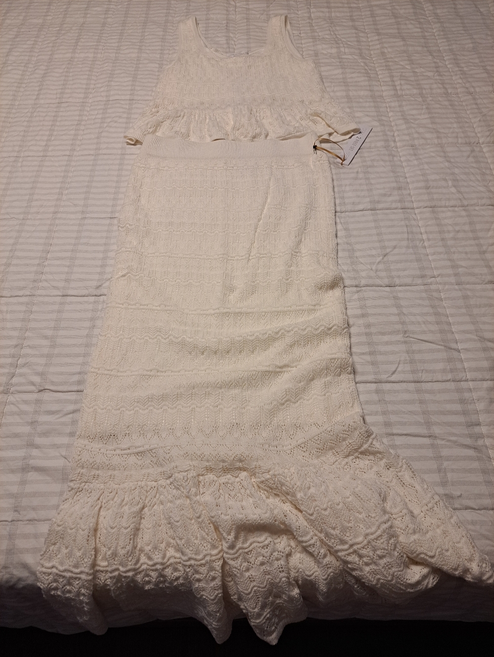 House of Harlow 1960 Cream Lace Maxi Skirt 2 Piece Set